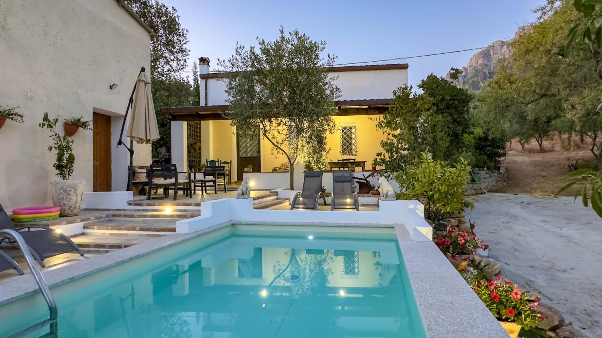 Ferulas Ferienhaus Oliena